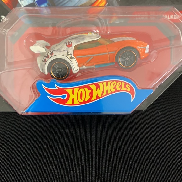 2014 Mattel Hot Wheels Disney Star Wars Luke Skywalker Car - Picture 2 of 16